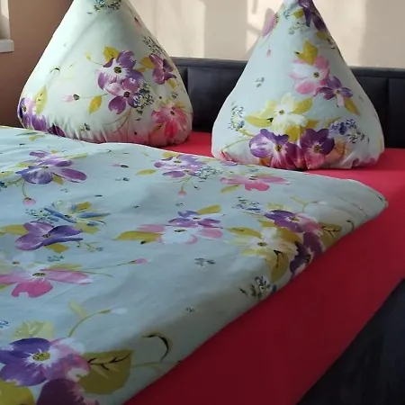 Kastanienhof * Waldmuehlen